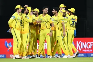 Gaikwad Leads Clinical Chase to Sink Mumbai