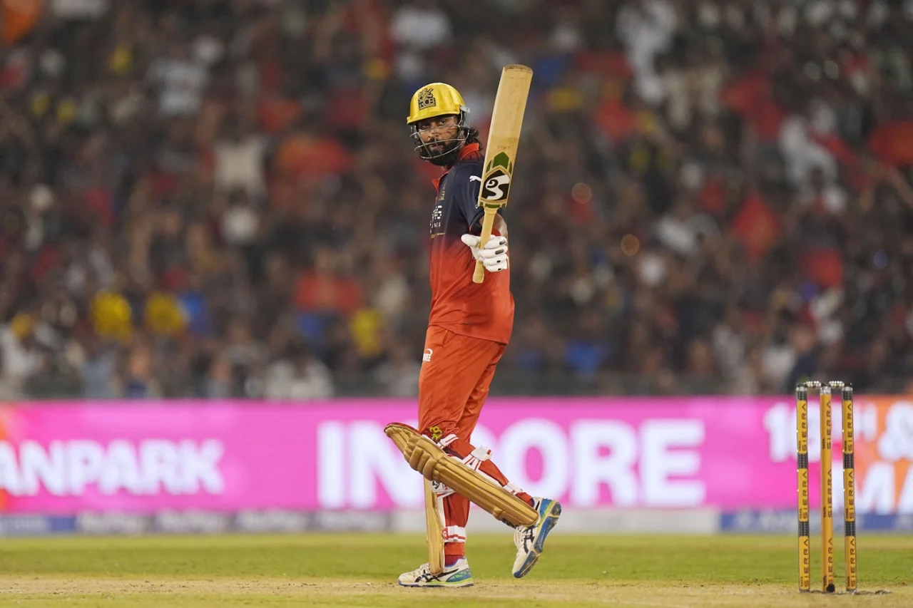 Krunal and Bhuvneshwar Inspire RCB in Dramatic Victory Over MI
