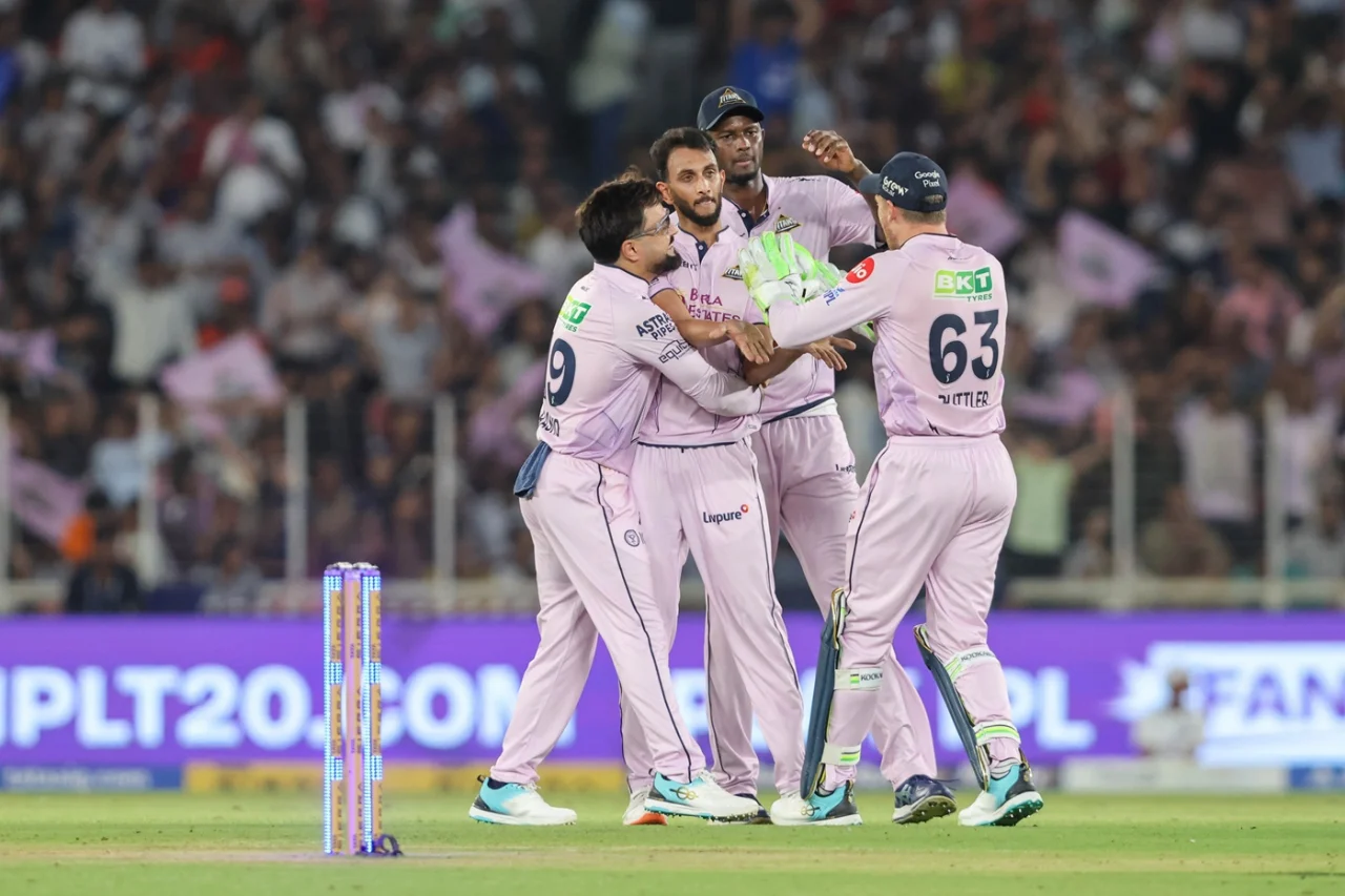 Rabada and Holder Lead GT to Massive Win Over SRH