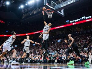 Spurs Silence Thunder to Take Game 1 of Western Conference Finals