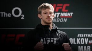 Arnold Allen Outclasses Melquizael Costa in Dominant UFC Vegas 117 Victory