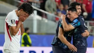 Paraguay Hold Off Turkey to Keep Knockout Hopes Alive