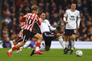 Isidor Strikes Late as Sunderland Edge Fulham for First League Win