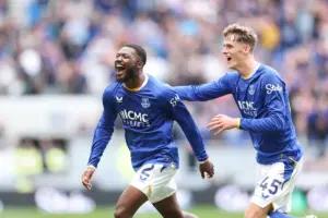 Everton Edge Past Wolves to Reach Round Four