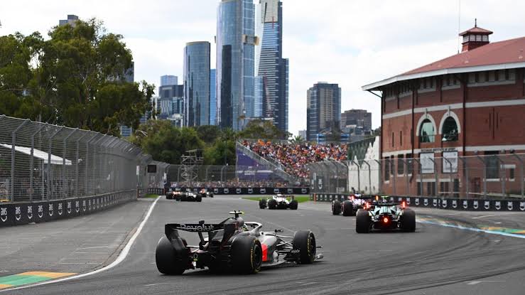 Formula 1 Approves Shorter Grands Prix and New Race Day ‘Hard Stop’ Rule for 2027