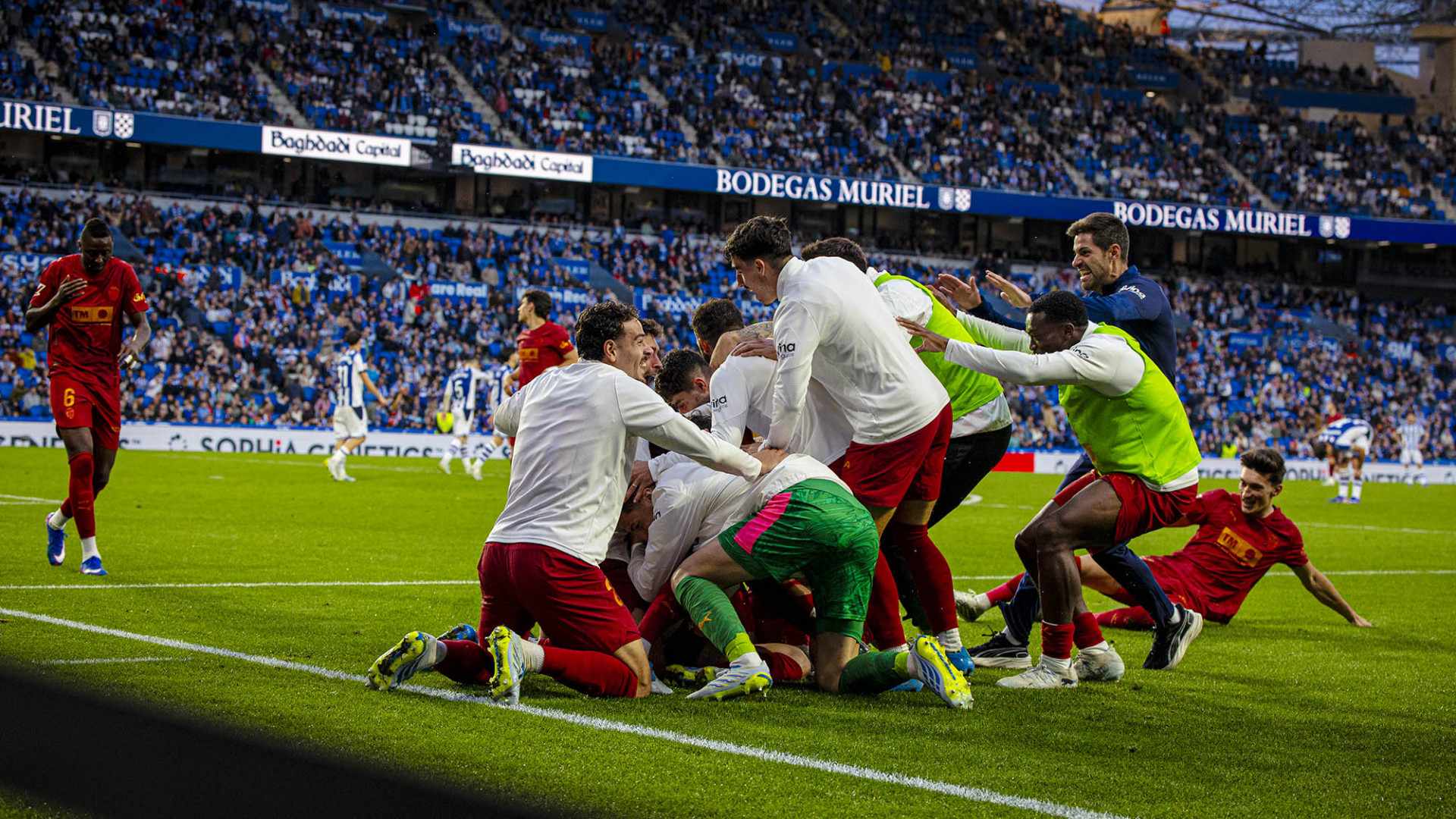 Javi Guerra’s Late Strike Seals Stunning Valencia Comeback at Anoeta