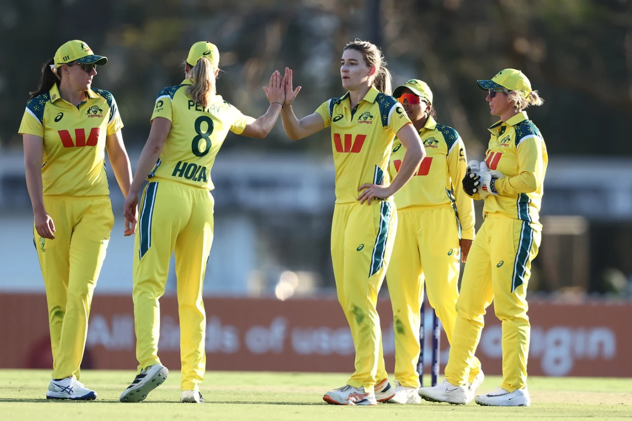 Australia Women Dominate Bangladesh in ODI Opener as Sutherland and Litchfield Shine