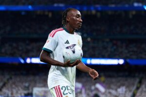 Diomande Delivers as Ten Man Real Madrid Overcome Villarreal